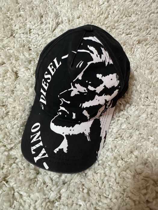 Șapcă neagră Diesel