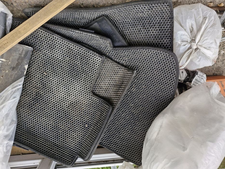 Комплект коврик  на кобальт