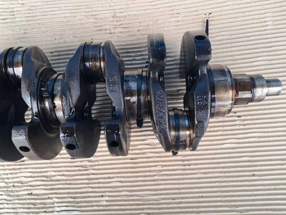 Opel Astra H Zafira B, set pistoane cu biele, arbore vibrochen, 1,6