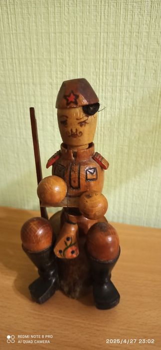 Продам статуэтку времен СССР