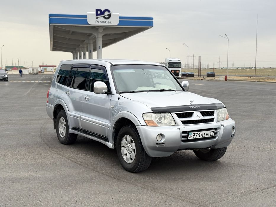 Mitsubishi Pajero 3