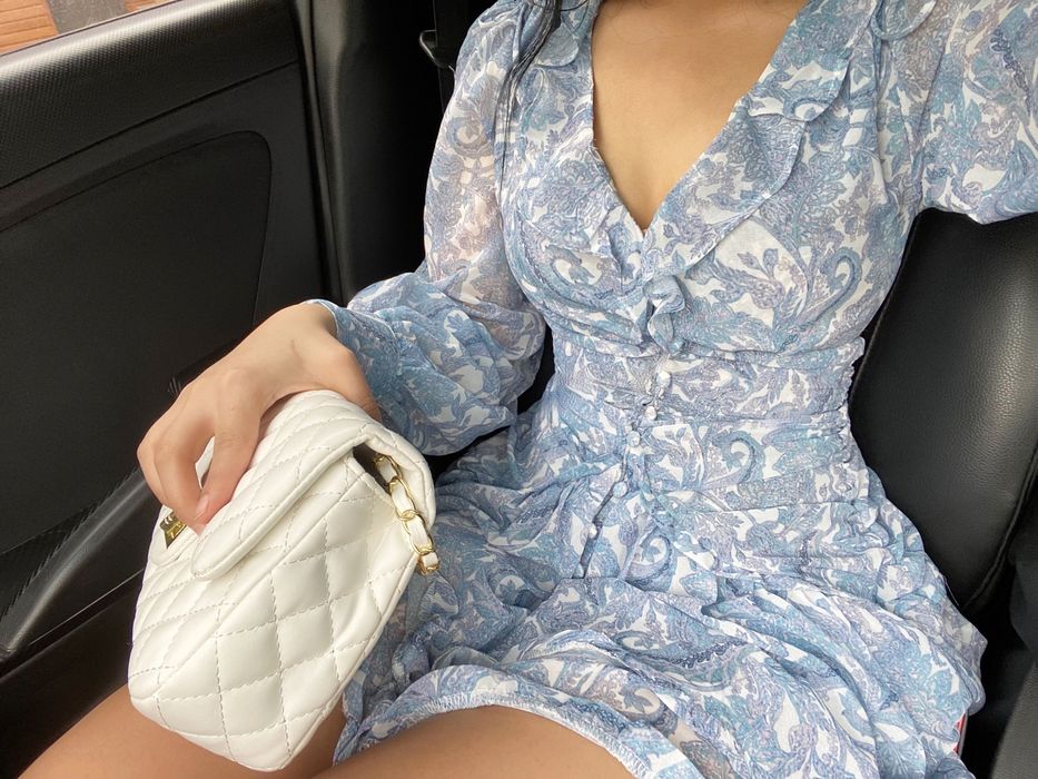 Платья в отличном состояний