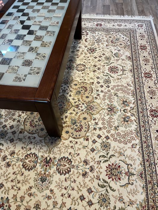 Журнальный столик