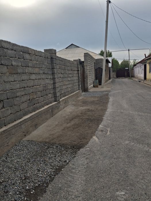 Уй Сатылады.тез арада