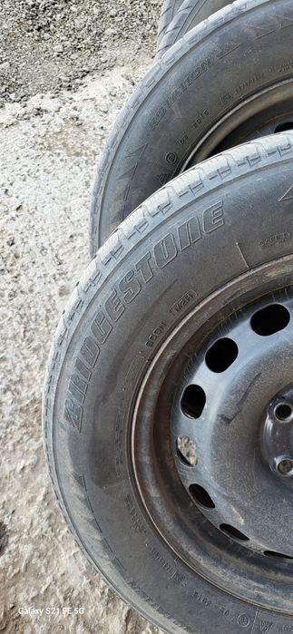 Продам диски с резиной