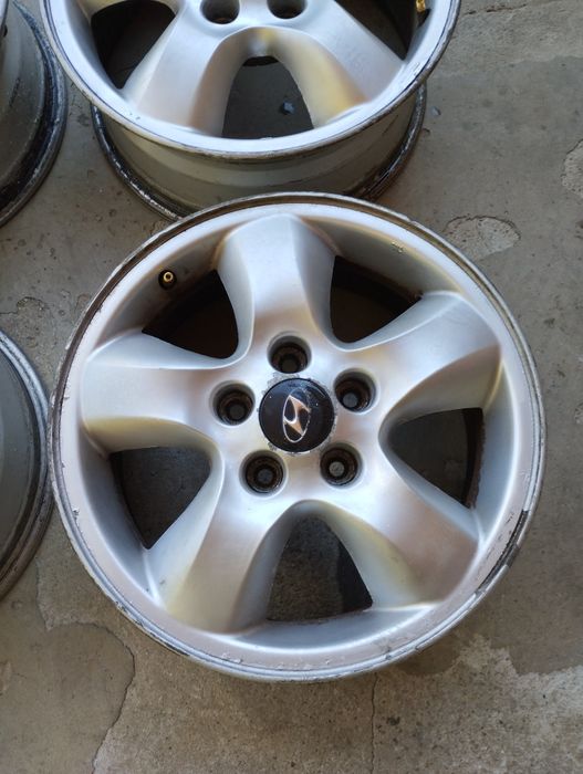 Джанти за Hyundai Santa fe 16x6.5J 2005 Г