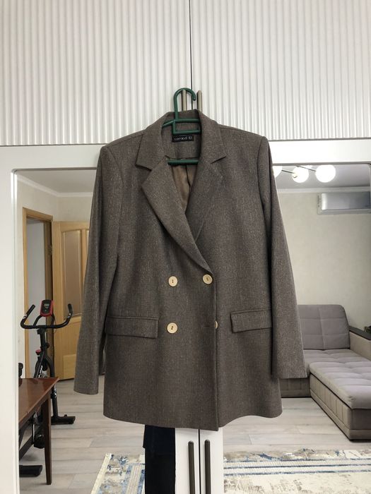 Женские красивые пиджаки