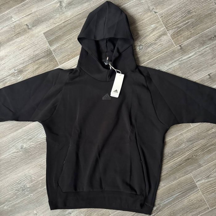 Adidas комплект - размер L, XL , XXL