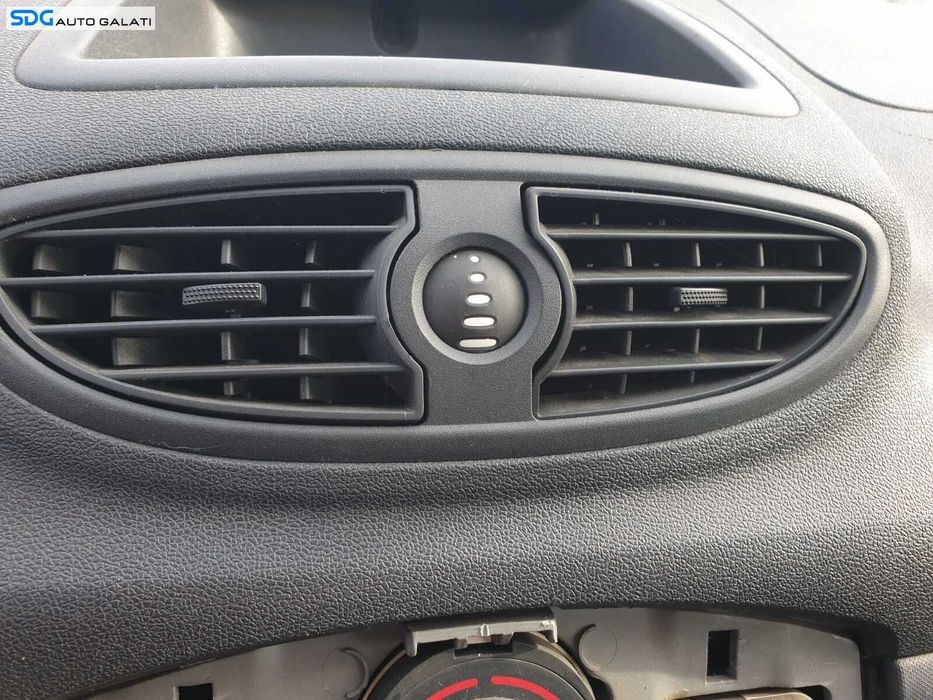 Gura Grila Guri Grile Aer Aerisire Ventilatie Bord Centrala Renault Clio 3 2005 - 2014 [C3647]