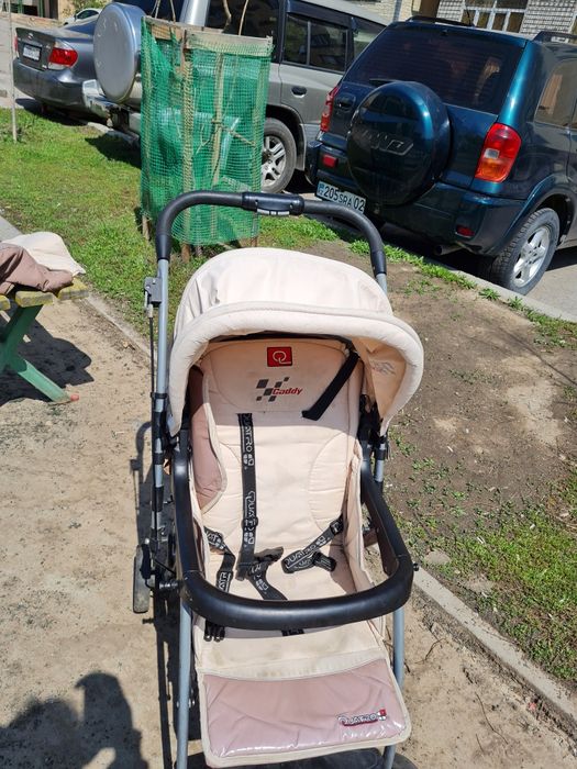 Продам детскую коляску