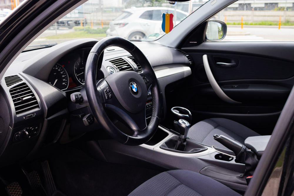 BMW Seria 1 2011 — imagine 5
