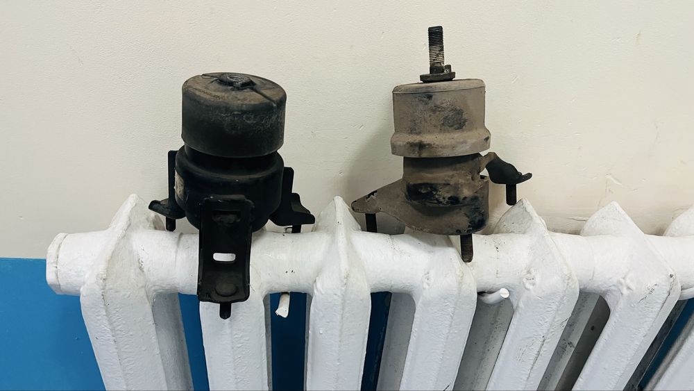 Подушка ДВС КАМРИ 50. 2,5