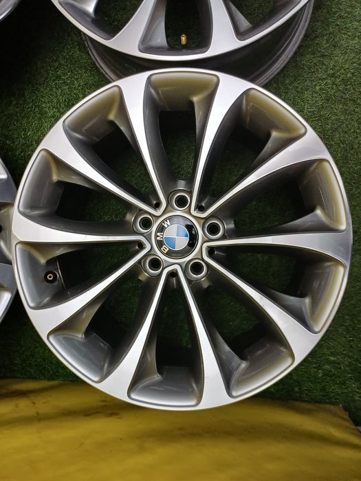 Диски R18 5x120 на BMW.
