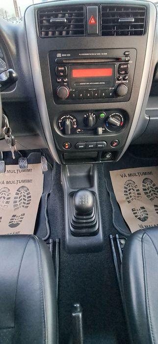 Suzuki Jimny LIMITED 1.3 Benzină 4X4 mic/MARE an 2006 RAR EFECTUAT