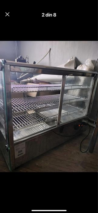 Vitrina calda cu umidificare