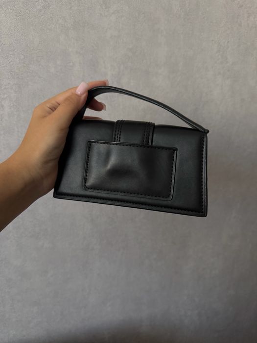 СРОЧНО продам сумку Jacquemus
