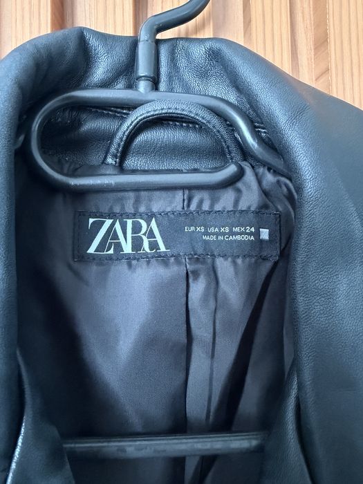 Geaca imitatie piele Zara