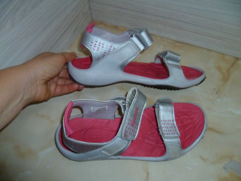 REEBOK сандали №37