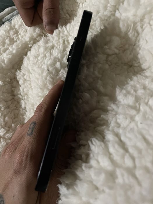 Vand iph 14 de 256gb baterie 87