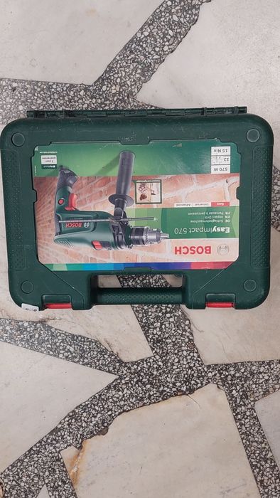 Бормашина  Bosch EasyImpact 570