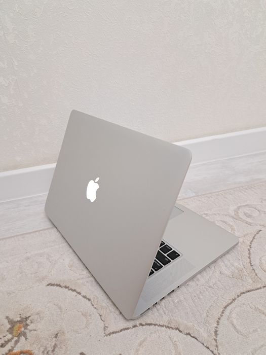 MacBook Pro 15,4" Core i7