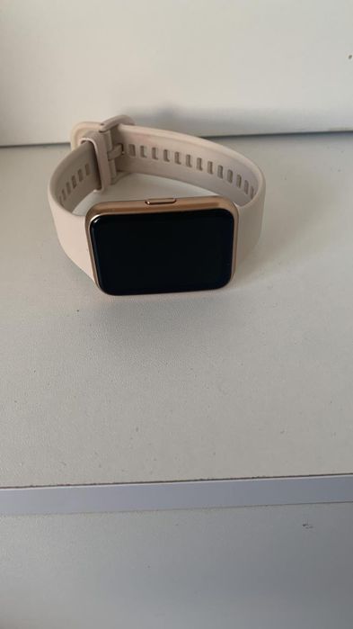 Продам женские часы