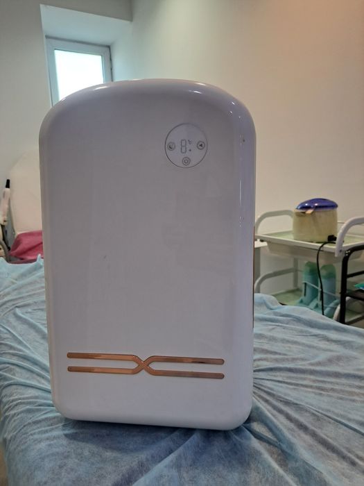 Холодильник мини для косметики