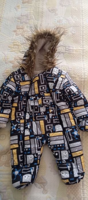 Продавам зимен гащеризон