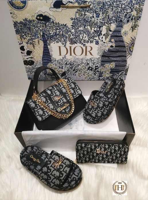 Set pentru  dama