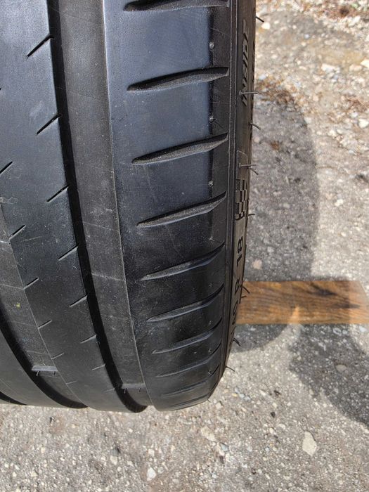 2 бр. летни гуми 255/40/18 Michelin PS4 ZR DOT 2619 4,5 mm