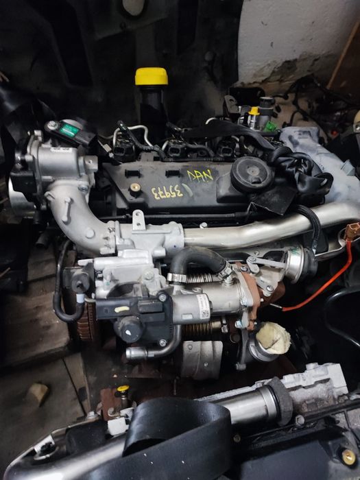 Vînd motor 1.5 dci euro5 dacia renault 2014