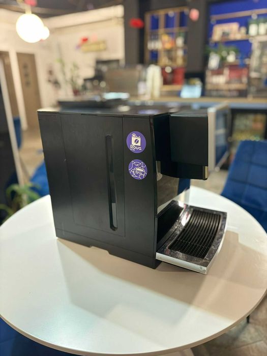 Espressor Automat TCHIBO Coffea Office, Ecran Tactil, Bauturi Presetate, Dispozitiv Spumare Lapte, Negru