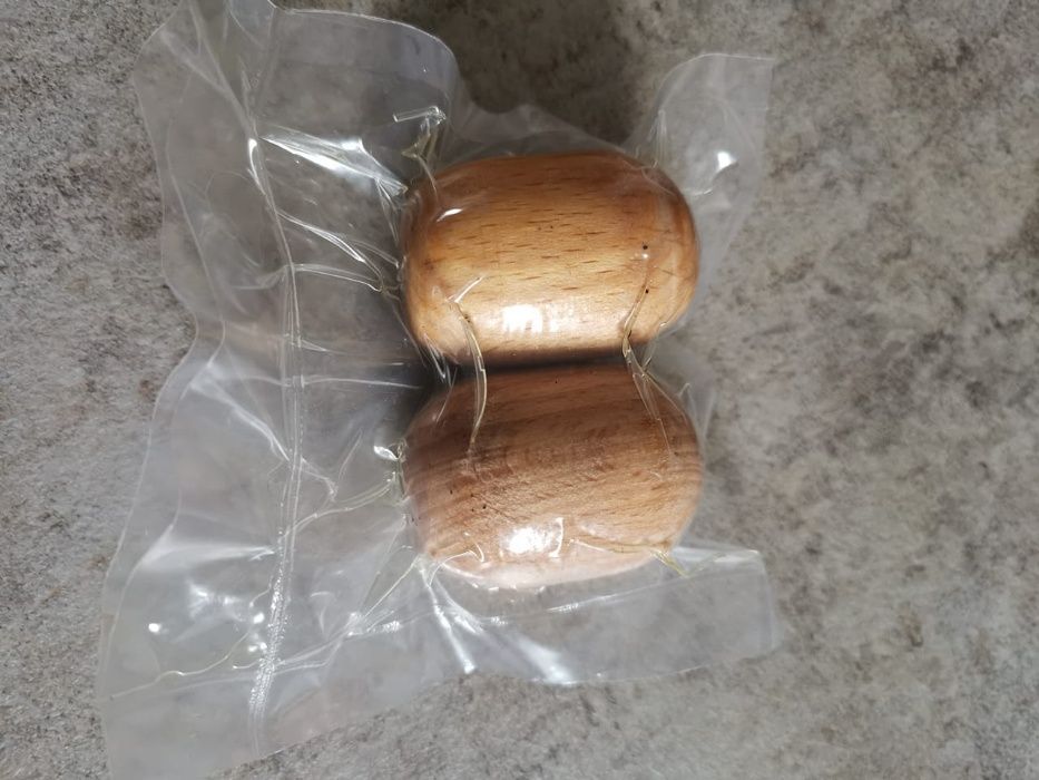 Trufe , kit bile din lemn + 50ml ulei pentru dresaj .