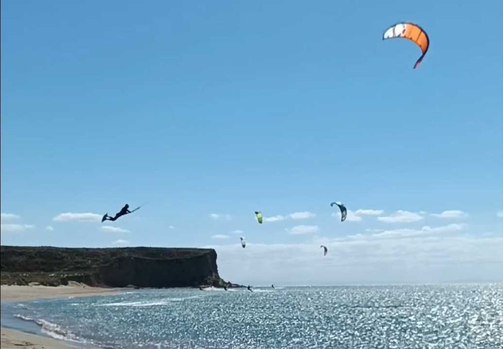 9m Core XR PRO 8m Ozone Kite zmeu kitesurf kitesurfing kiteboarding