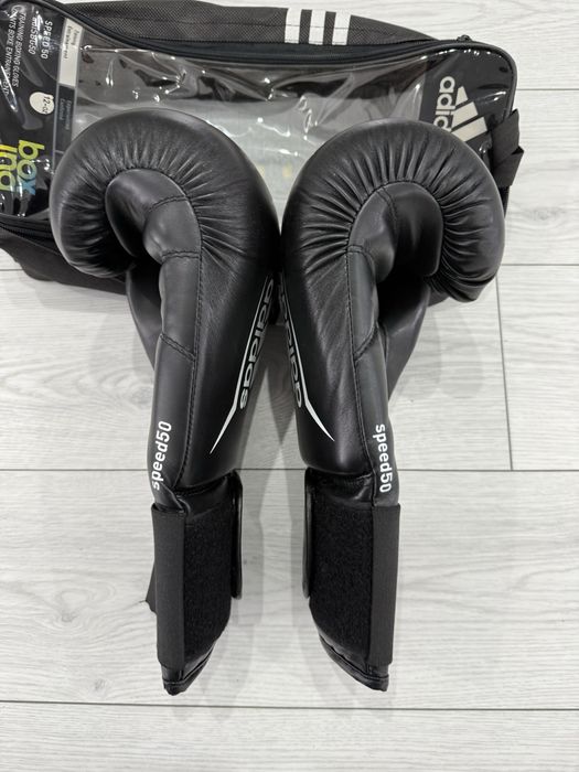Manusi box adidas 12 Oz