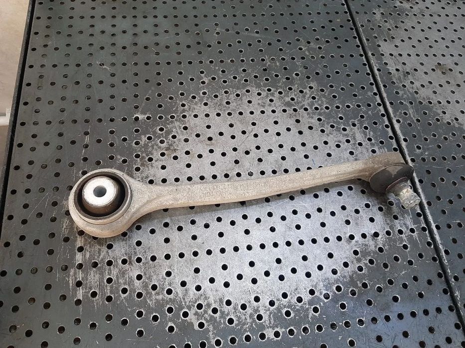 brat bascula dreapta spre fata 2.0 tdi  audi a4 b9 8w 8w0407506d