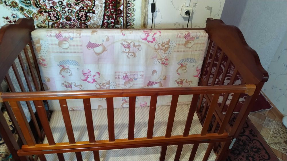 Детский деревянный манежик