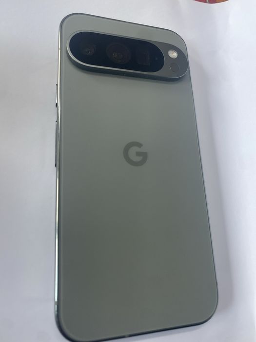 vand google pixel 9 pro 256 gb  NOU!