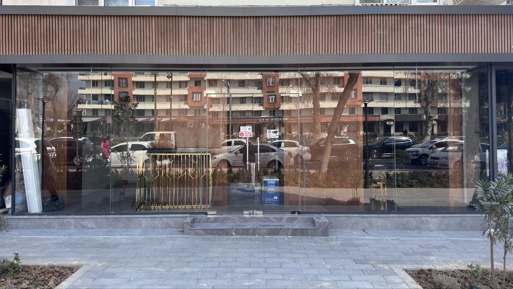 55м2| Шота Руставели| 1-ая линия|Шоурум|Аптека|Магазин|Авиакасса|Офис