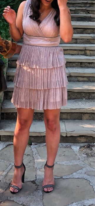 Елегантна рокля S-размер