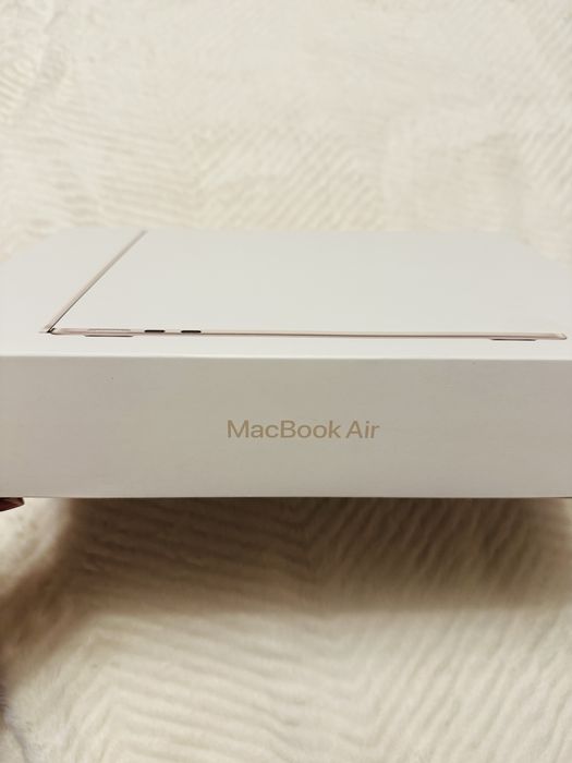 Laptop Apple MacBook Air 13-inch, Starlight