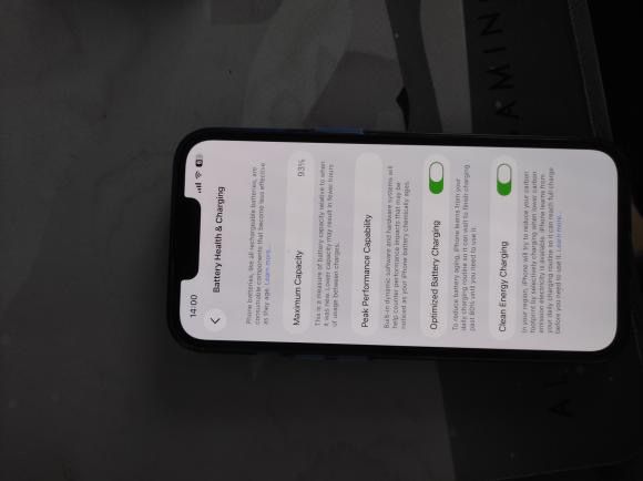 Iphone 13 pro 91% baterie