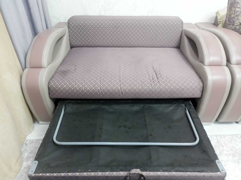 Продам комплект уголок