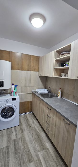 Vila de închiriat pe termen lung sau de vânzare.