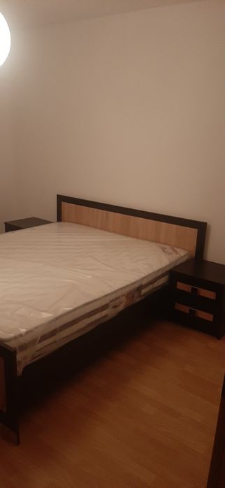 Închiriez URGENT apartament 4 camere decomandate