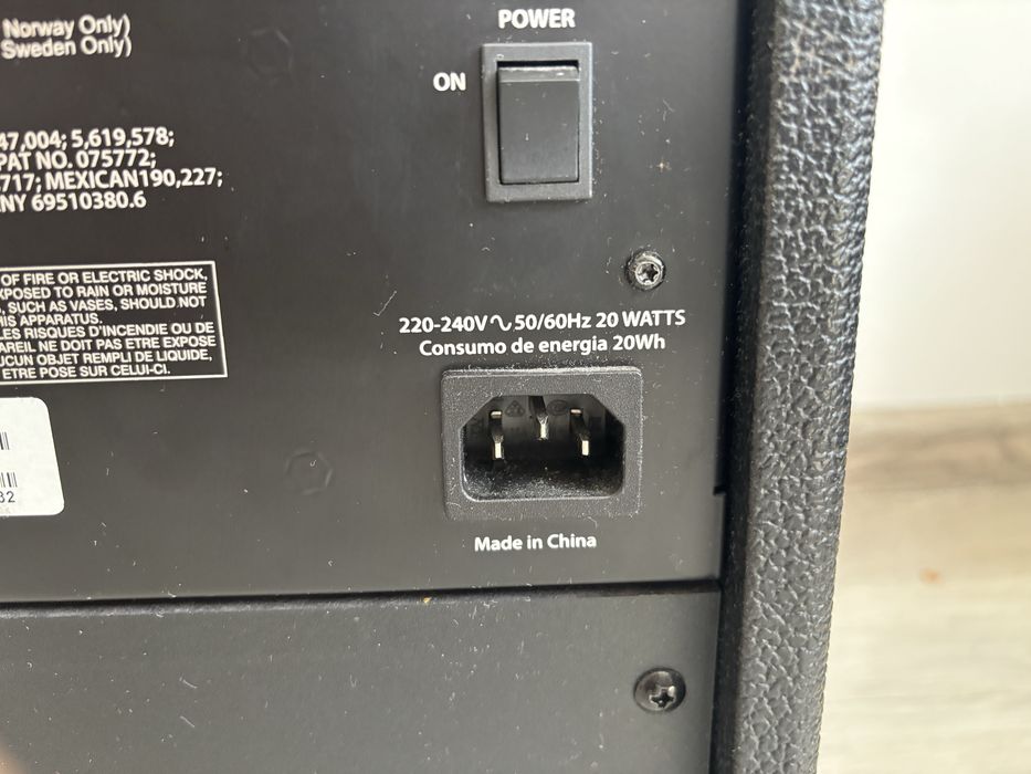 Гитарный комбик peavey vypyr x1