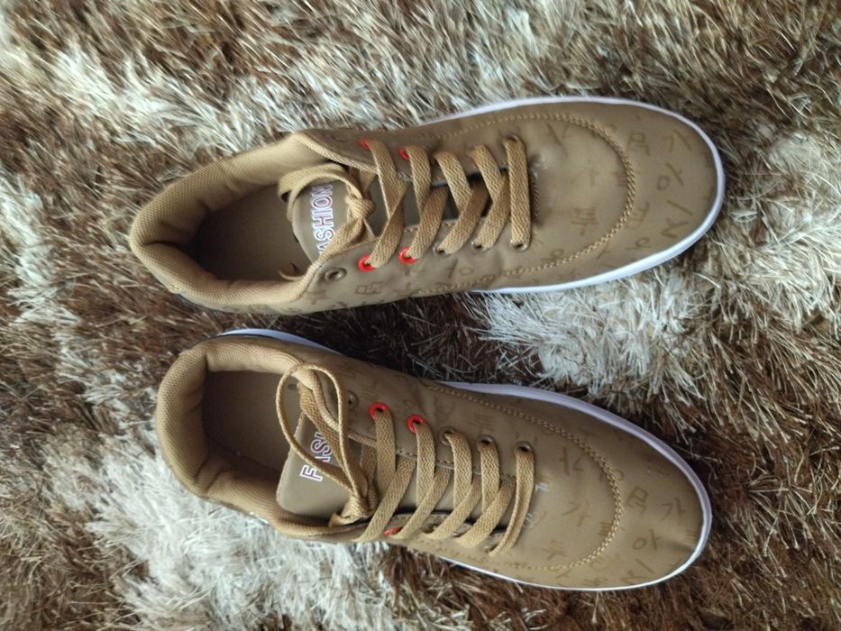 Обувки - тип маратонки