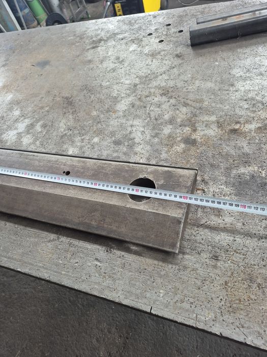 Нож и птизма за абкант.