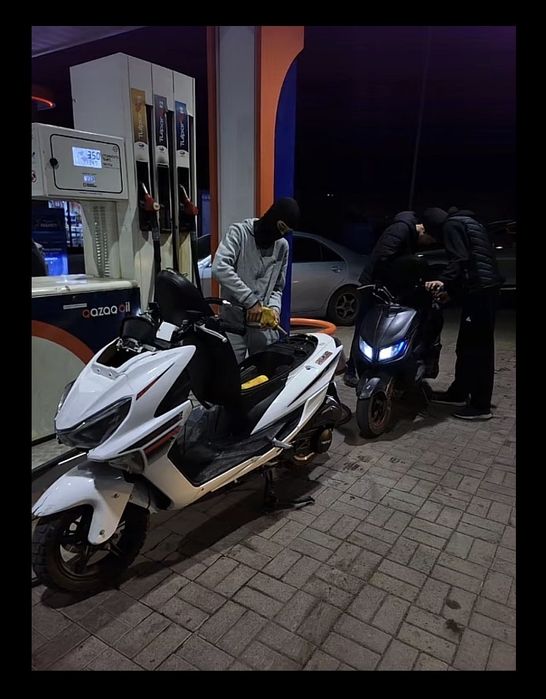 Продам мопед макси