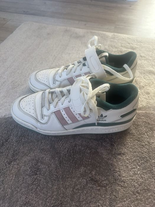 Употребявани обувки Adidas